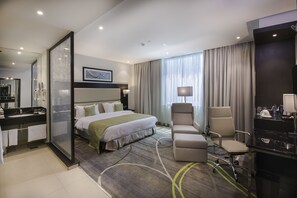 Superior Room, 1 King Bed | Minibar, in-room safe, desk, laptop workspace - Royal Tulip Canaan Nairobi (Nairobi)