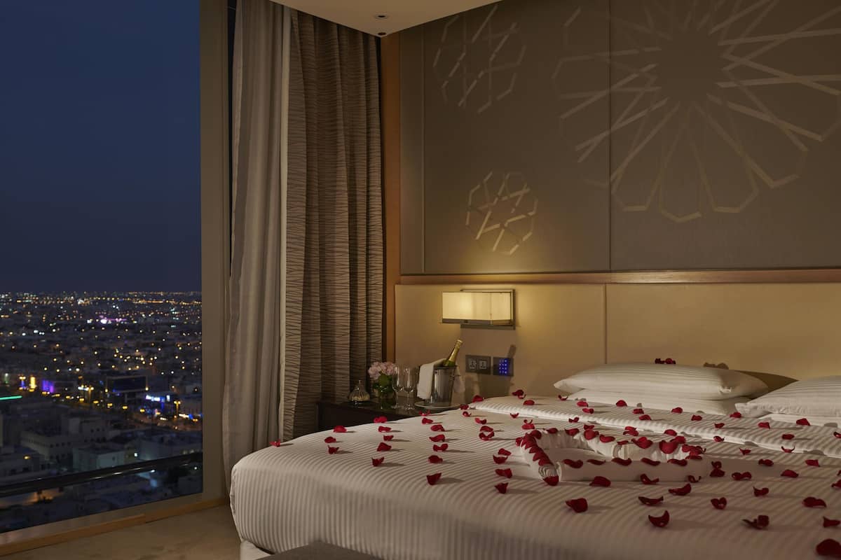 Hypo-allergenic bedding available, minibar, in-room safe, desk