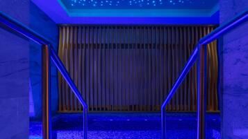 Sauna, hot tub, steam room, Turkish bath, body treatments, aromatherapy