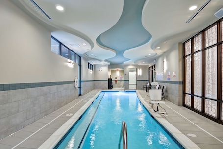 Indoor pool. Hampton Inn Atlanta Kennesaw