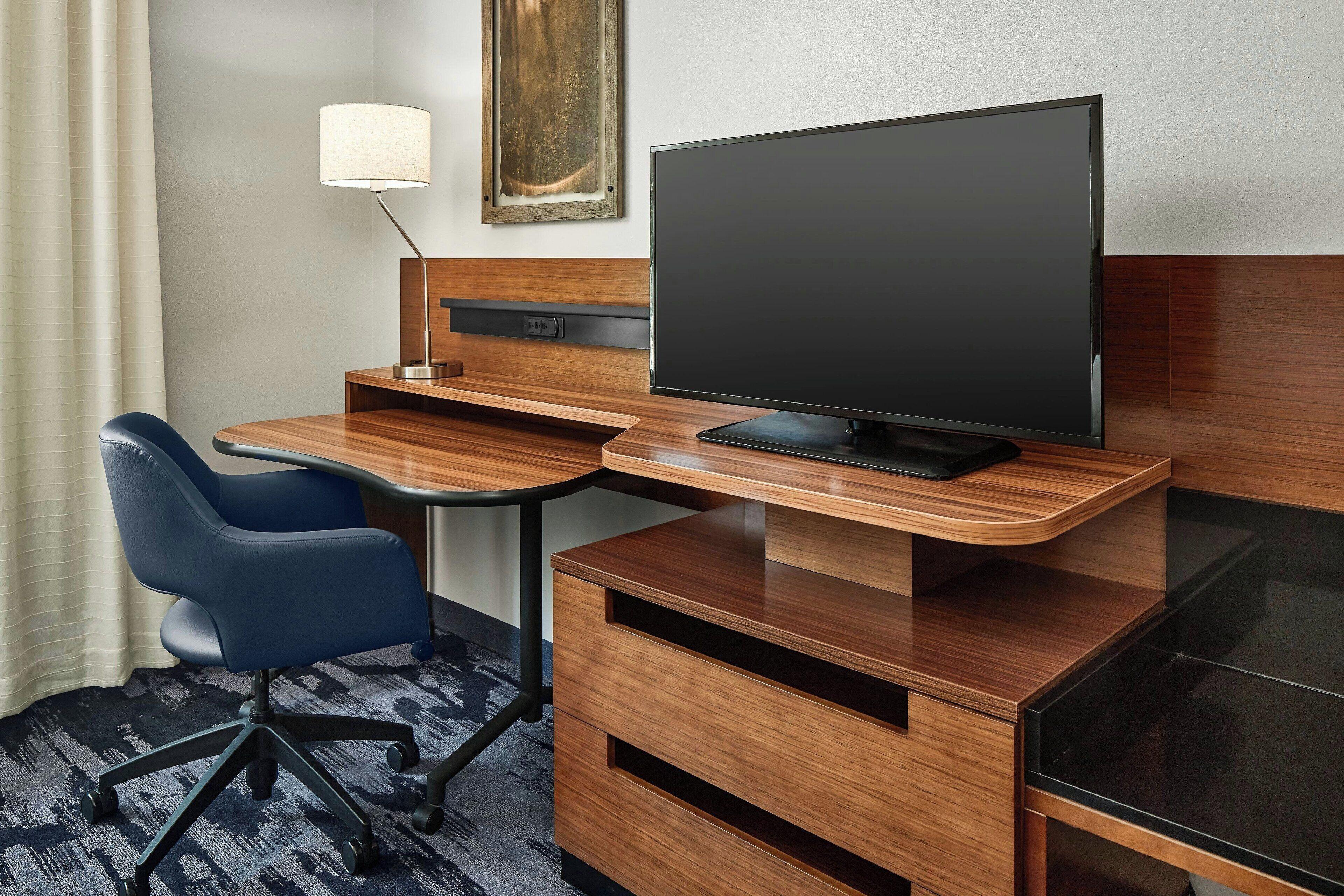 room, 1 king bed | desk, laptop workspace, iron/ironing board, free cots/infant beds