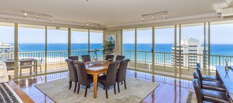 Gold Coast Amor'e Luxury Sub Penthouse