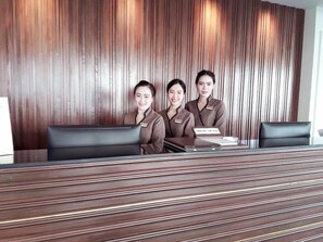 Mostrador de check-in y check-out