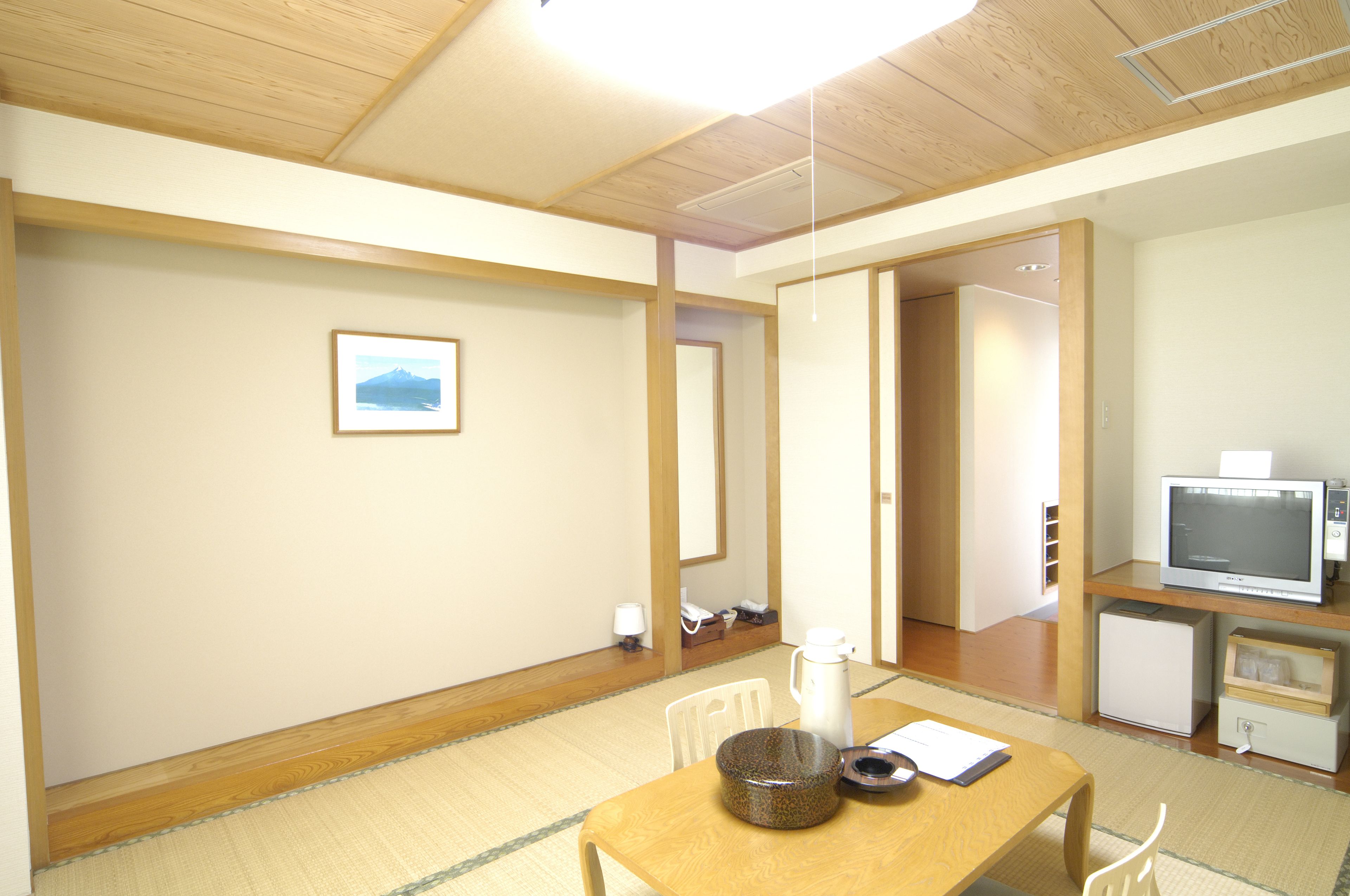 Habitación estándar (Japanese Style) | Caja de seguridad en la habitación, escritorio y wifi gratis 