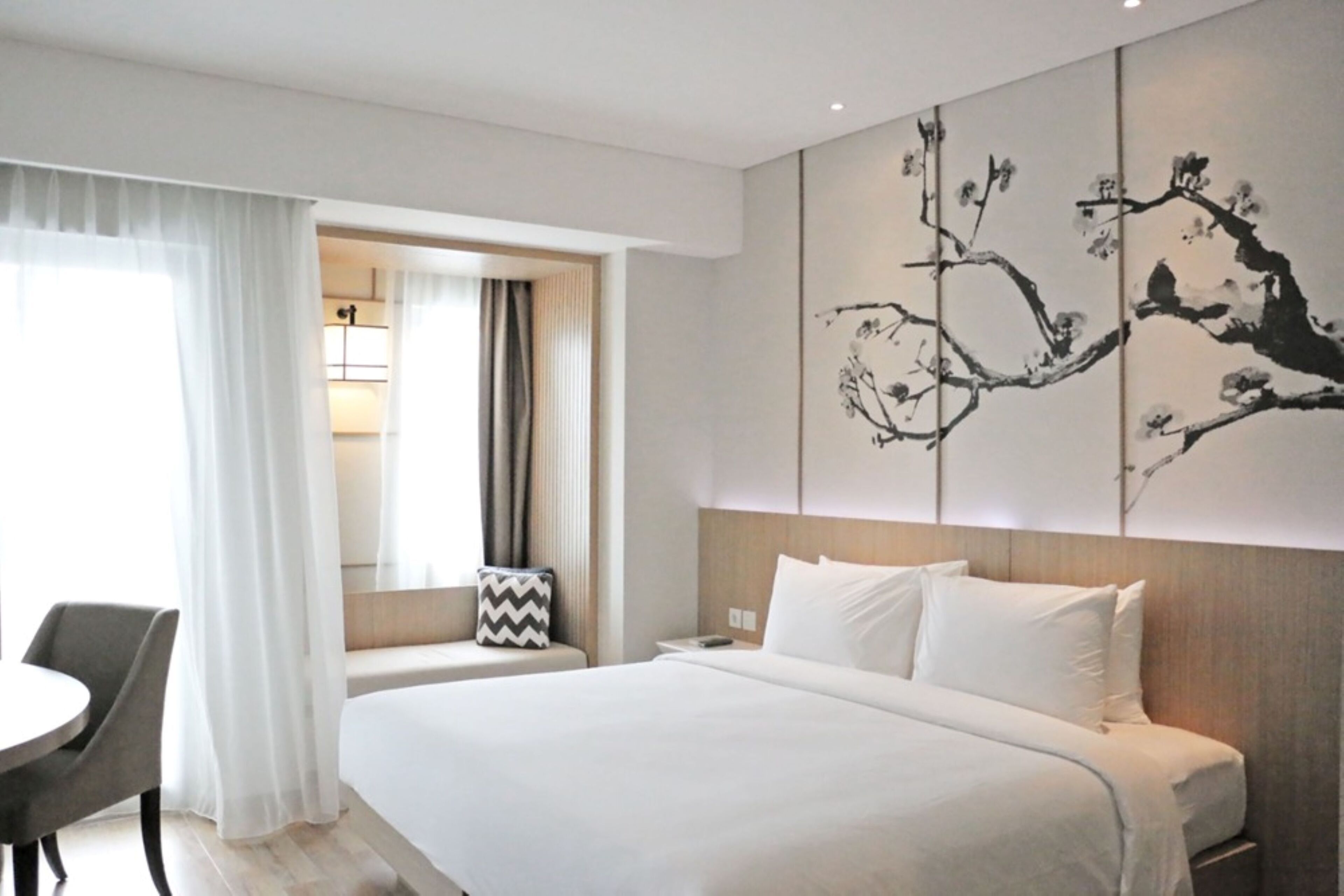 Deluxe Room King | Brankas, meja kerja, kedap suara, dan setrika/meja setrika