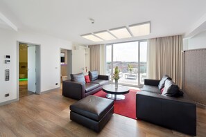 Rooftop Suite with Private Roof Terrace | Living area