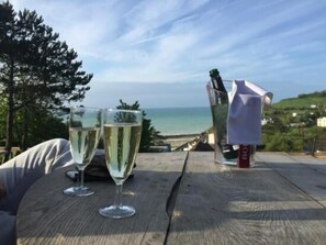 숙박 시설 구내