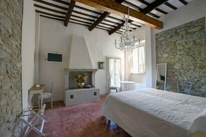 Luxury-Dreibettzimmer | Balkon