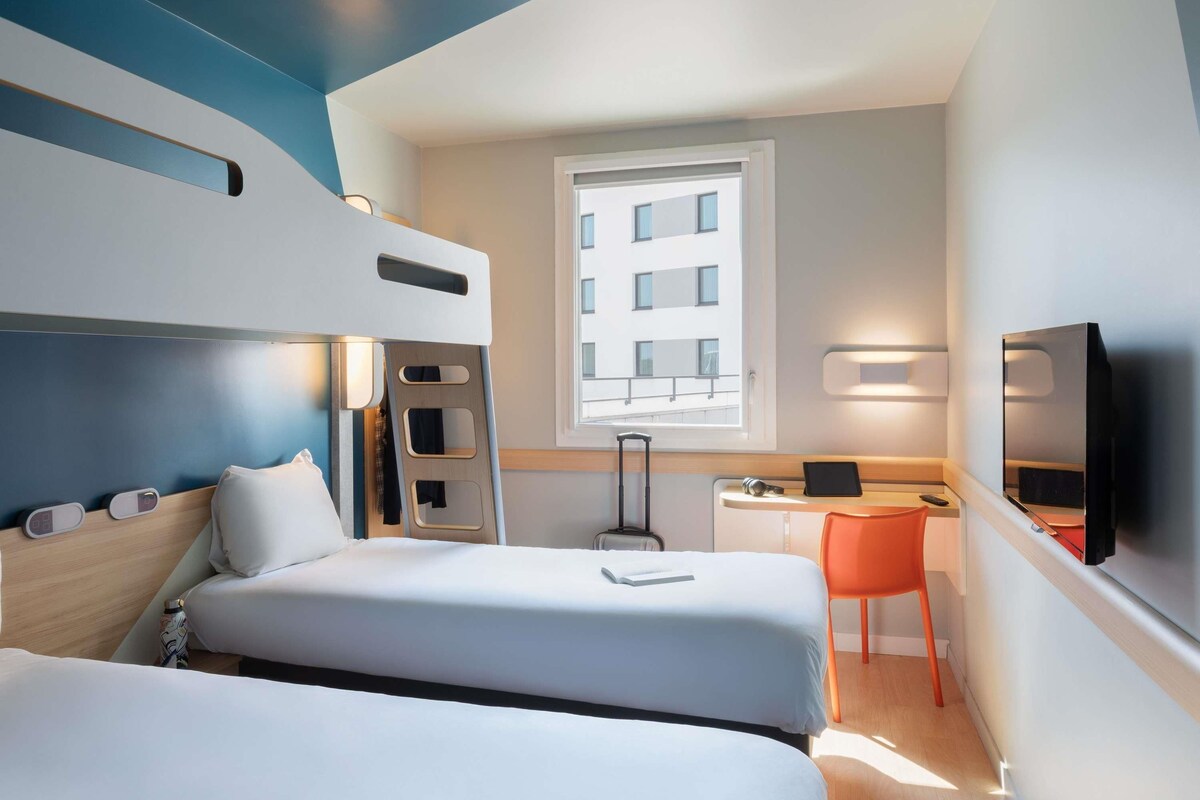 Triple Room, 3 Single Beds | Premium bedding, desk, blackout curtains, soundproofing