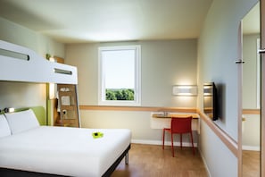Triple Room, Multiple Beds | Premium bedding, desk, blackout drapes, soundproofing