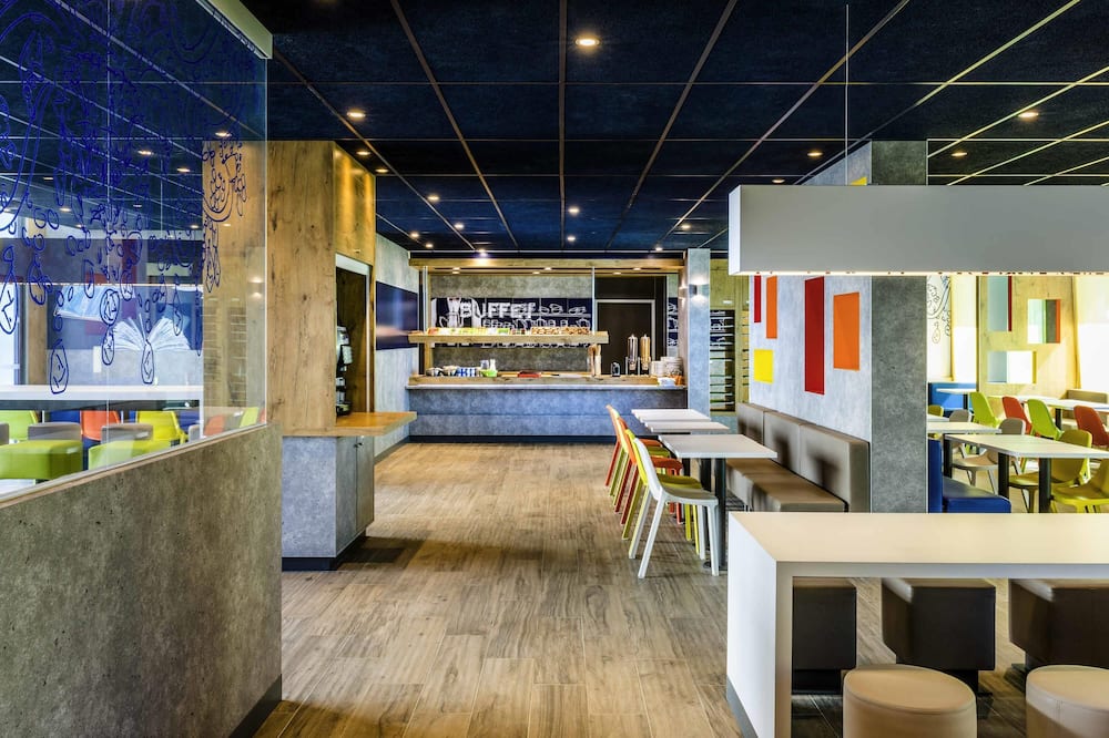 ibis budget Saint Quentin en Yvelines Velodrome
