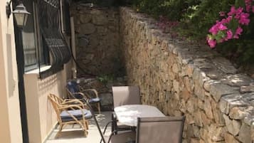 Classic Studio | Terrace/patio