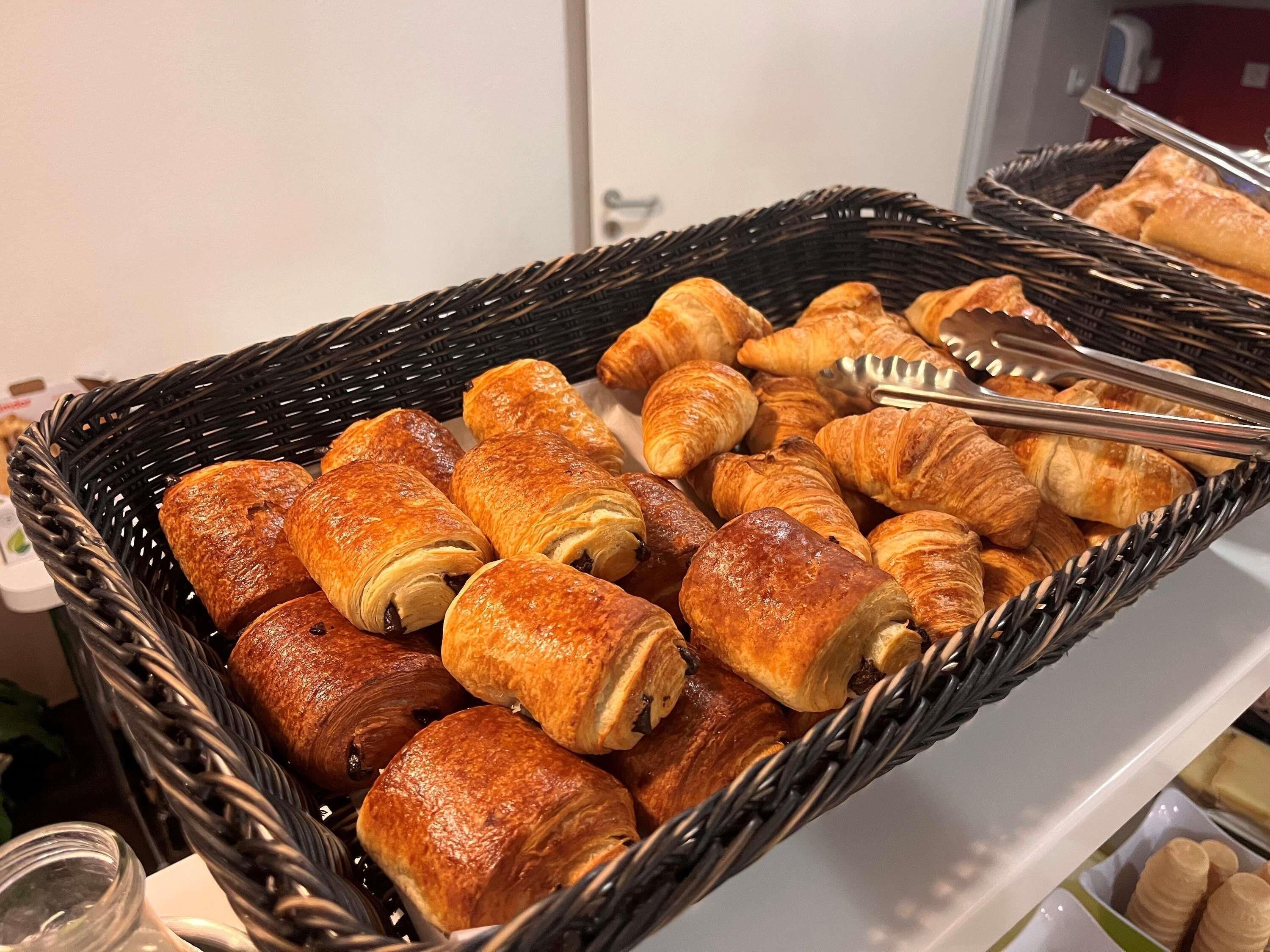 Daily continental breakfast for a fee