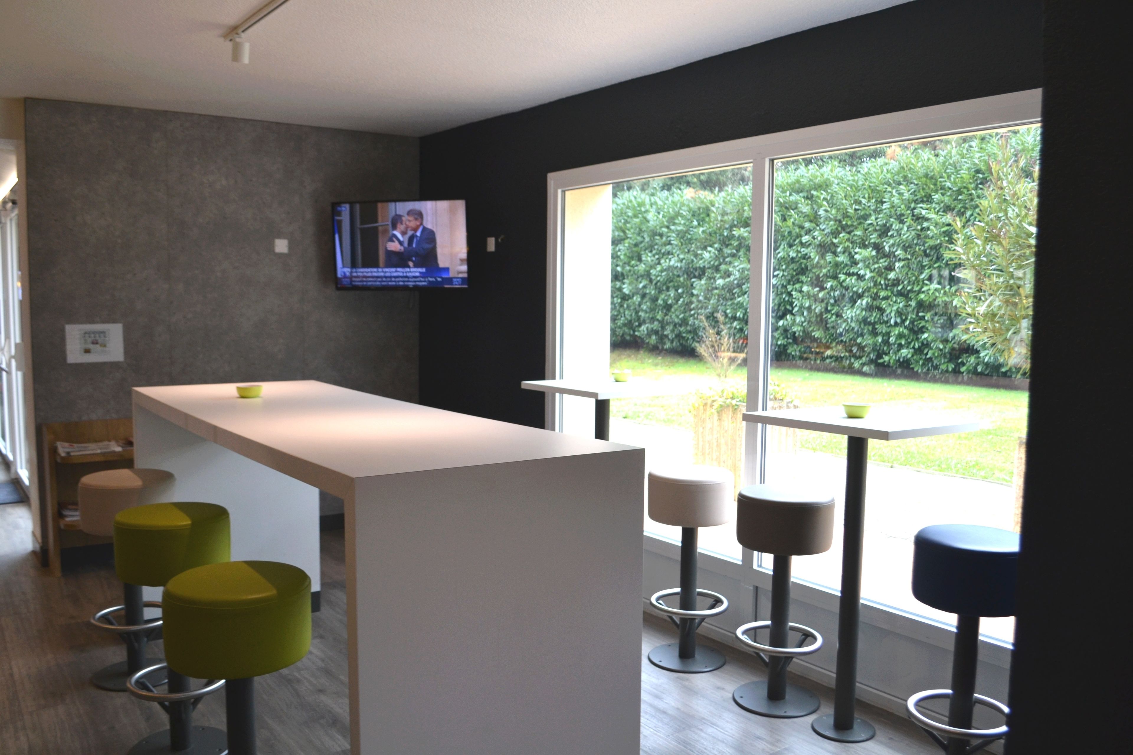 Petit déjeuner à emporter (8.9 EUR par personne)