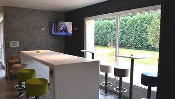 Petit déjeuner à emporter (8.9 EUR par personne)