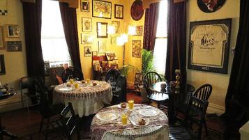 Free daily full breakfast