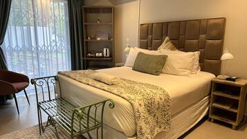 Queen Room Deluxe | 1 dormitorio, sábanas de algodón egipcio, ropa de cama de alta calidad