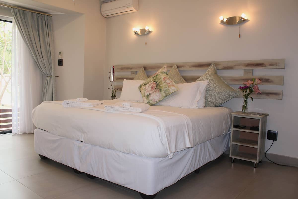 Suite de lujo (King) | 1 dormitorio, sábanas de algodón egipcio, ropa de cama de alta calidad