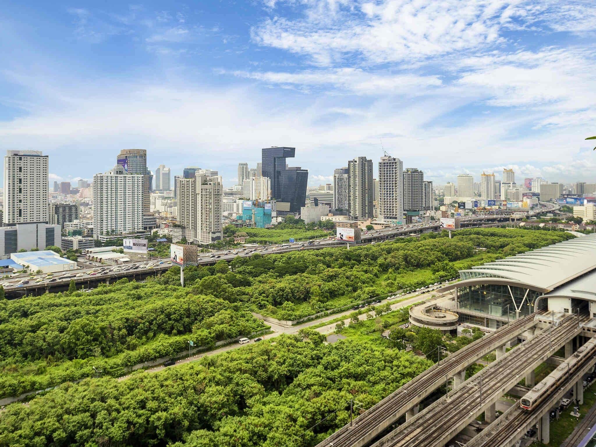Minibar, in-room safe, individually furnished, desk