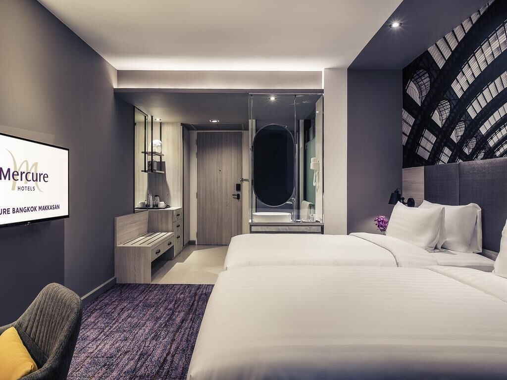 Quarto superior, 2 camas de solteiro | Frigobar, cofres nos quartos, individualmente mobiliados, escrivaninha
