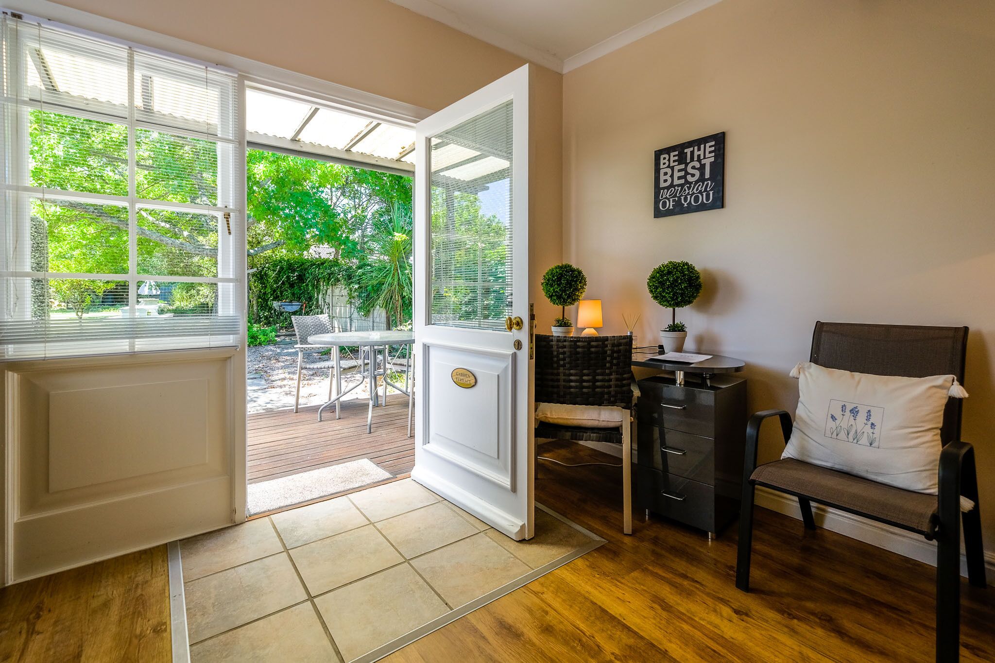 Garden Studio. | 起居區 | 平面電視