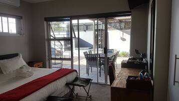 Standard - Surf | 1 bedroom, premium bedding, minibar, individually furnished