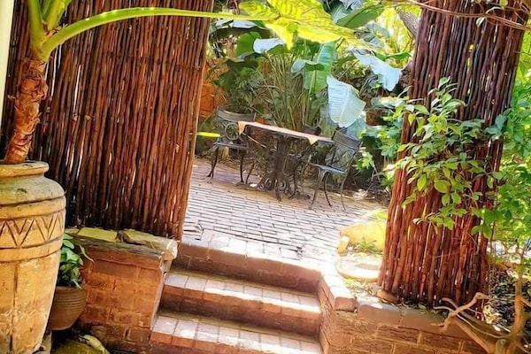 International / Couples Room | Terrace/patio