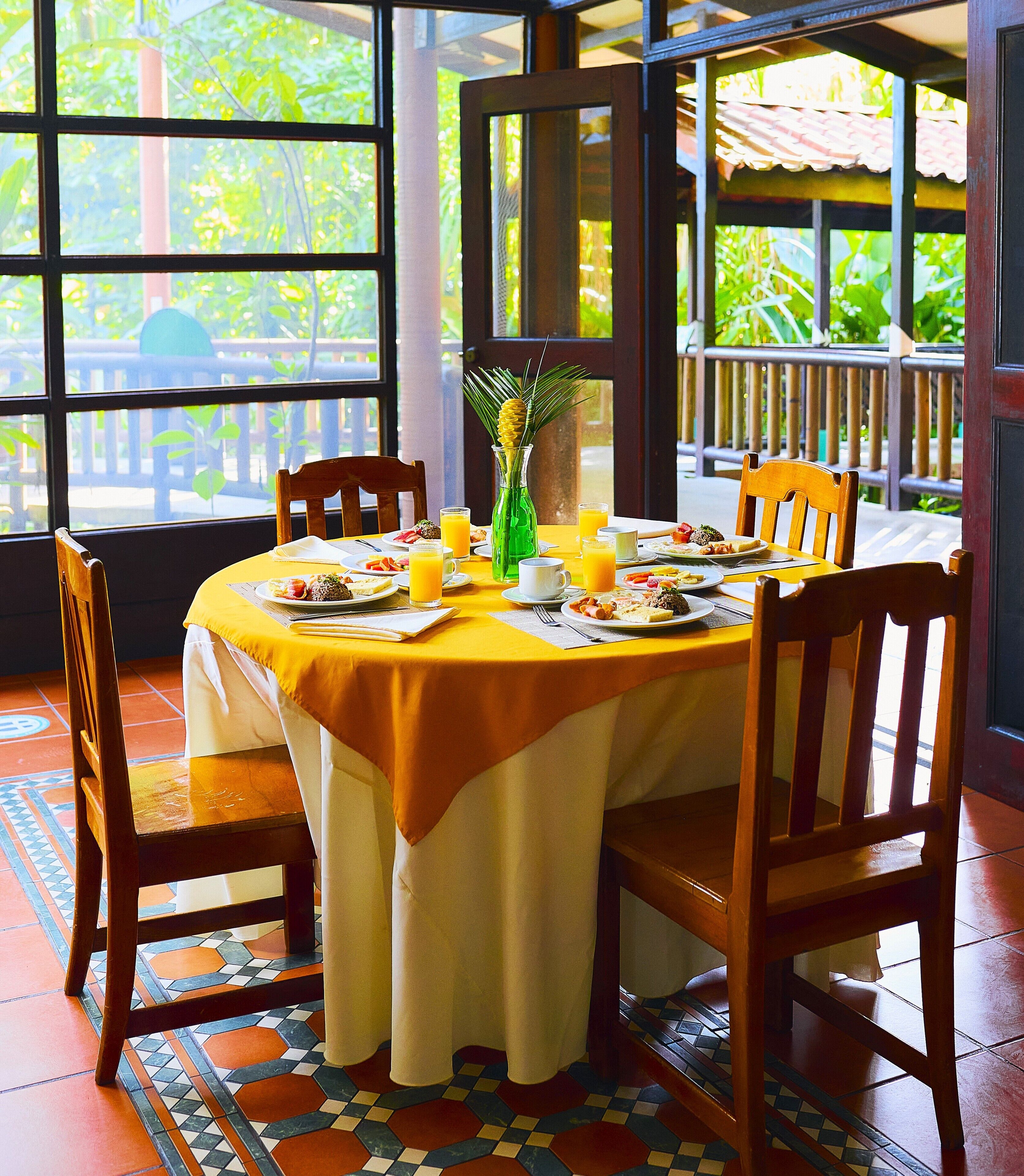 Desayuno buffet incluido todos los días