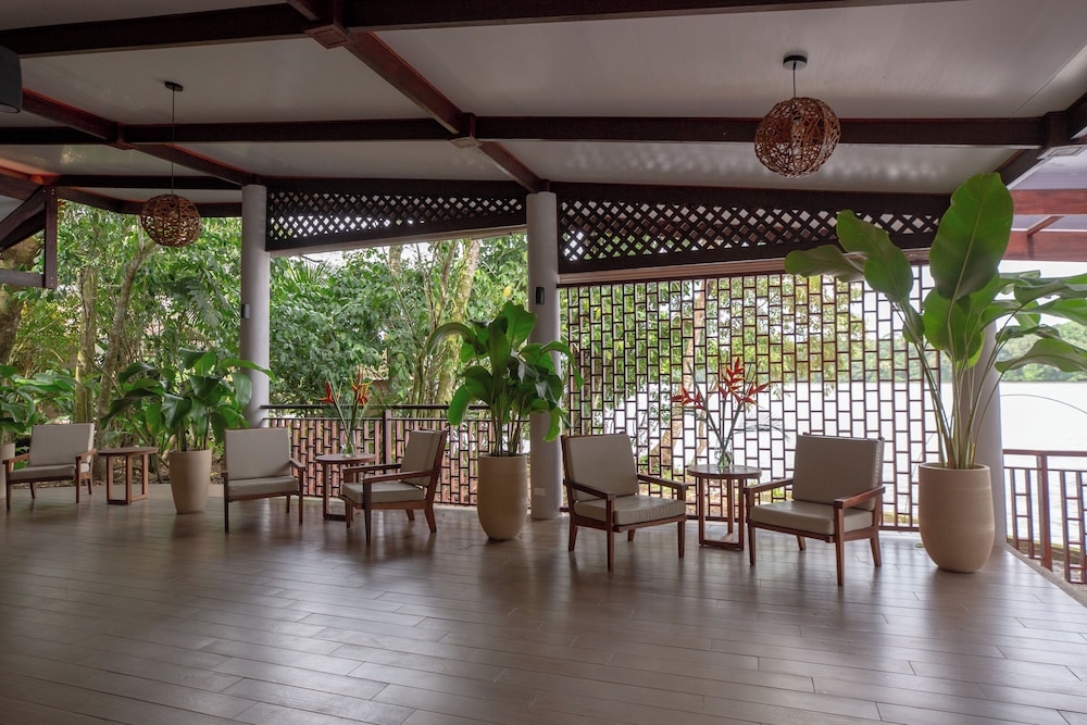 Aninga Lodge by null