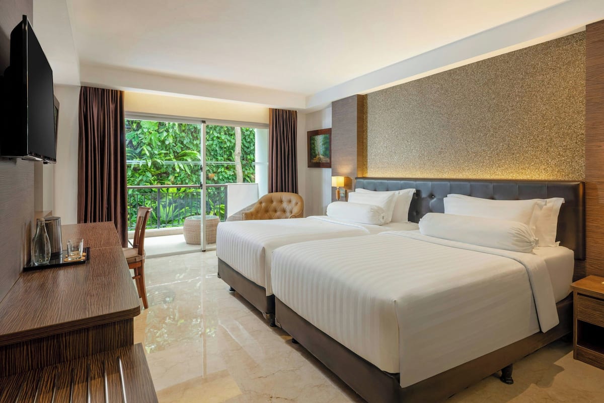 Room, 2 Twin Beds, Balcony (Balcony) | Egyptian cotton sheets, premium bedding, in-room safe, desk