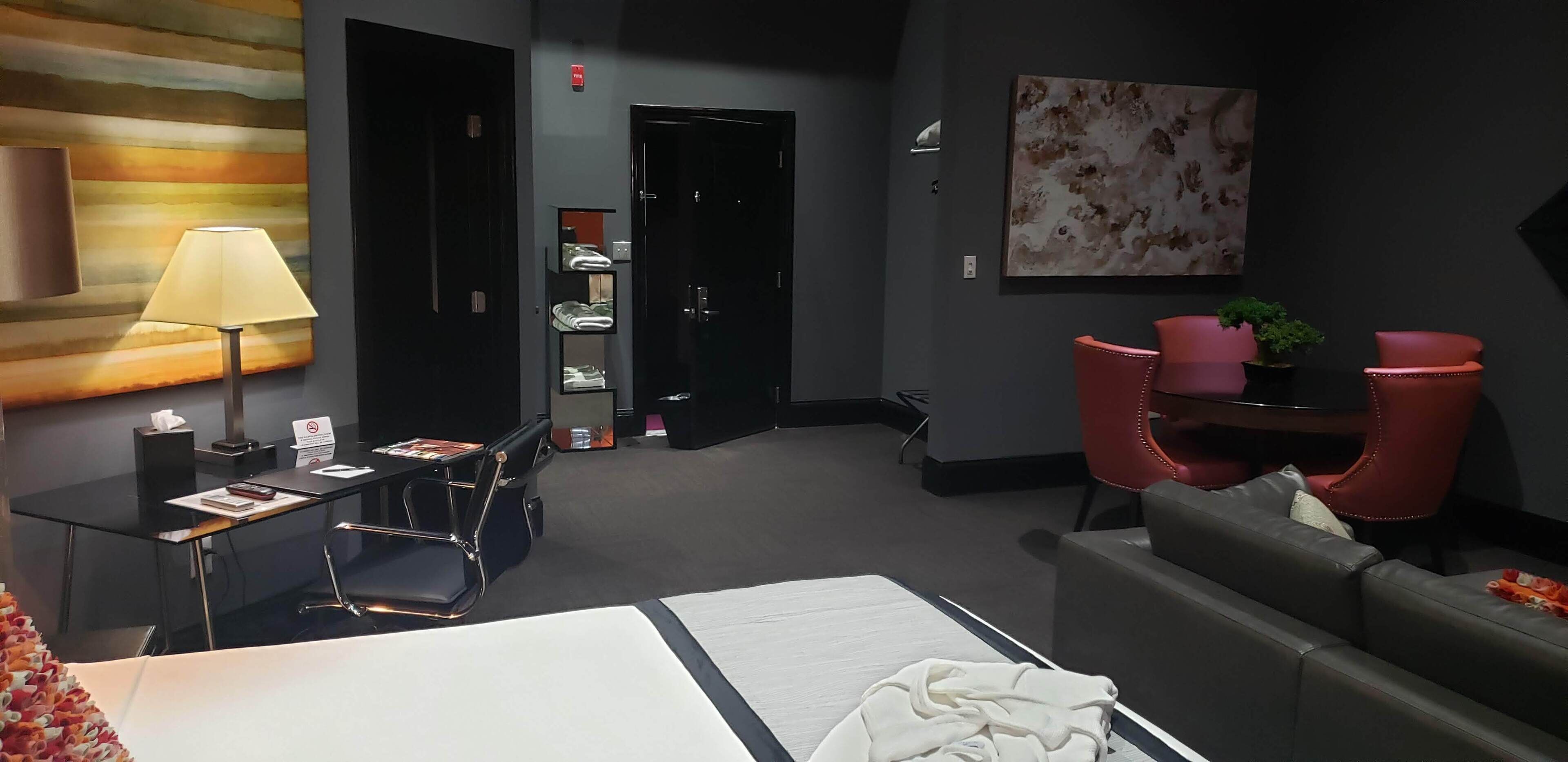 Suite, 1 King Bed ( Vu ) | Living area | 48-inch flat-screen TV with cable channels, TV