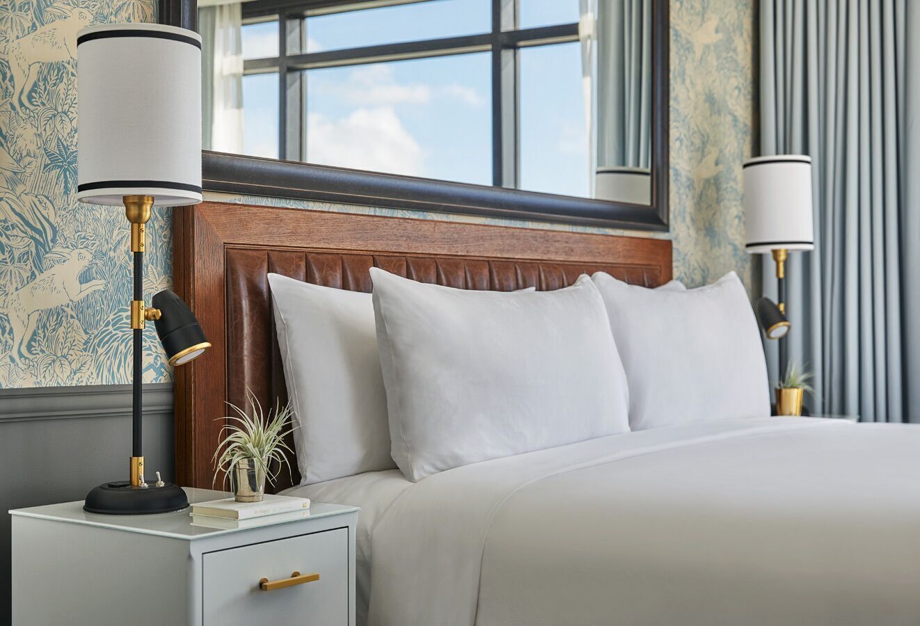 Egyptian cotton sheets, premium bedding, down comforters, pillowtop beds