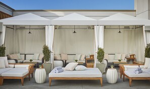 Sundeck - Pendry San Diego (San Diego)