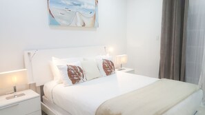 Signature Apartment, 1 Bedroom, Pool Access | Bathroom