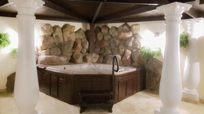 Exclusive Villa, 3 Bedrooms, Hot Tub | Jetted tub