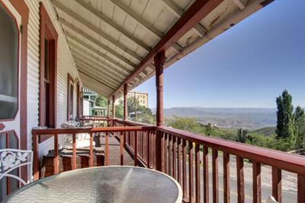Standard Double Room, Ensuite, Mountain View (Western )