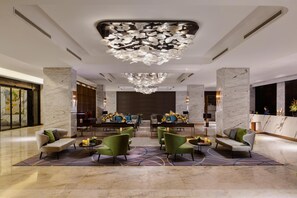 Lobby - DoubleTree by Hilton Shanghai Hongqiao (Shanghai)