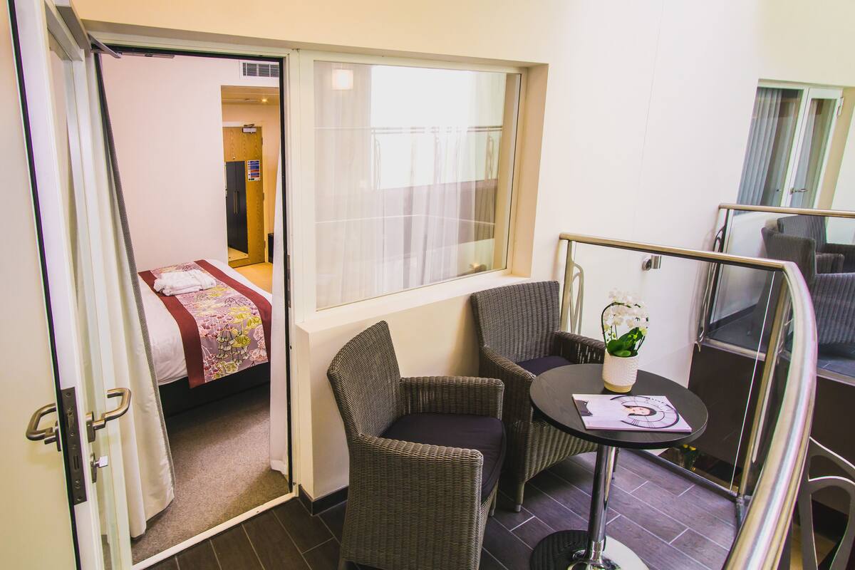 Business Double Room, Balcony | Balcony