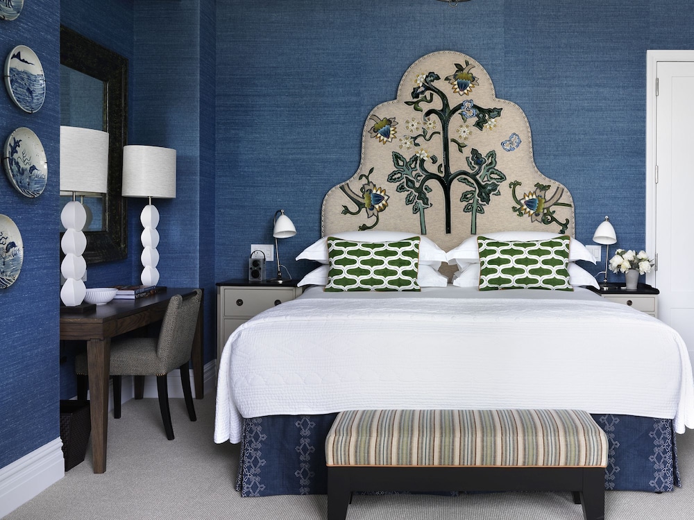 The Whitby Hotel by null