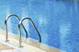 Una piscina techada