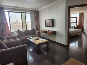 Suite, 1 Bedroom | Room amenity