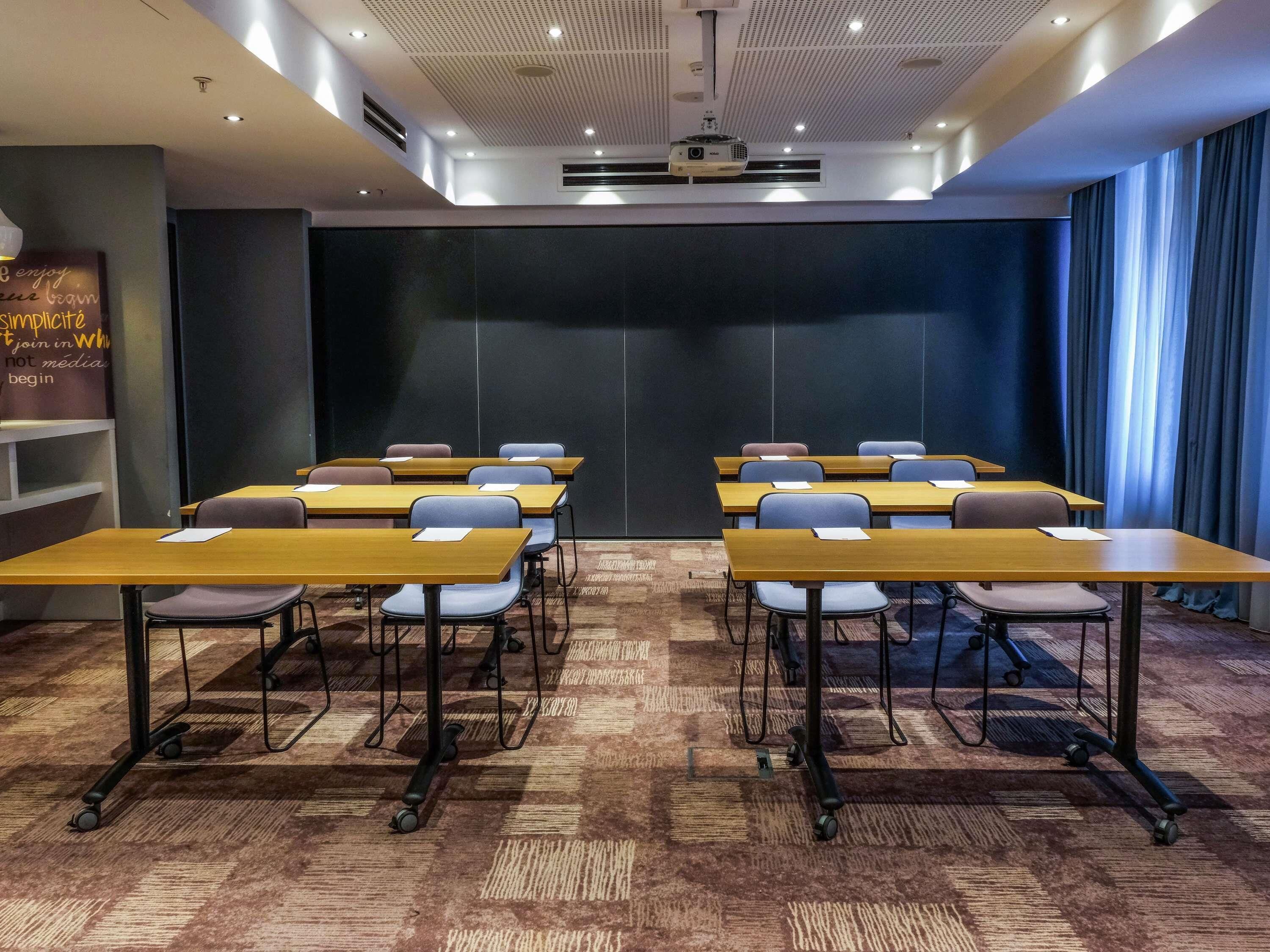 สถานที่จัดงานประชุม
