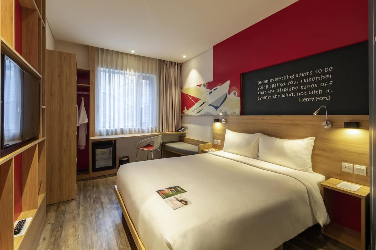 Studio, 1 Queen Bed