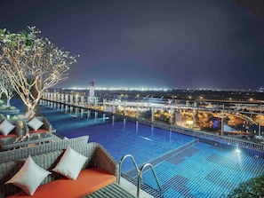 Rooftop bar, pool views, open daily