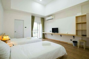 Basic Room | Desk, blackout drapes, free WiFi - Hughomestay Hotel (Ubon Ratchathani)