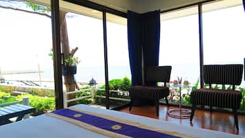 VIP Beachfront Cabin | Γραφείο, κουρτίνες συσκότισης, ηχομόνωση, πτυσσόμενα/έξτρα κρεβάτια
