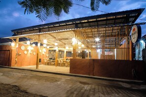 Restaurant - Kiayazo Homestay (Gili Trawangan)