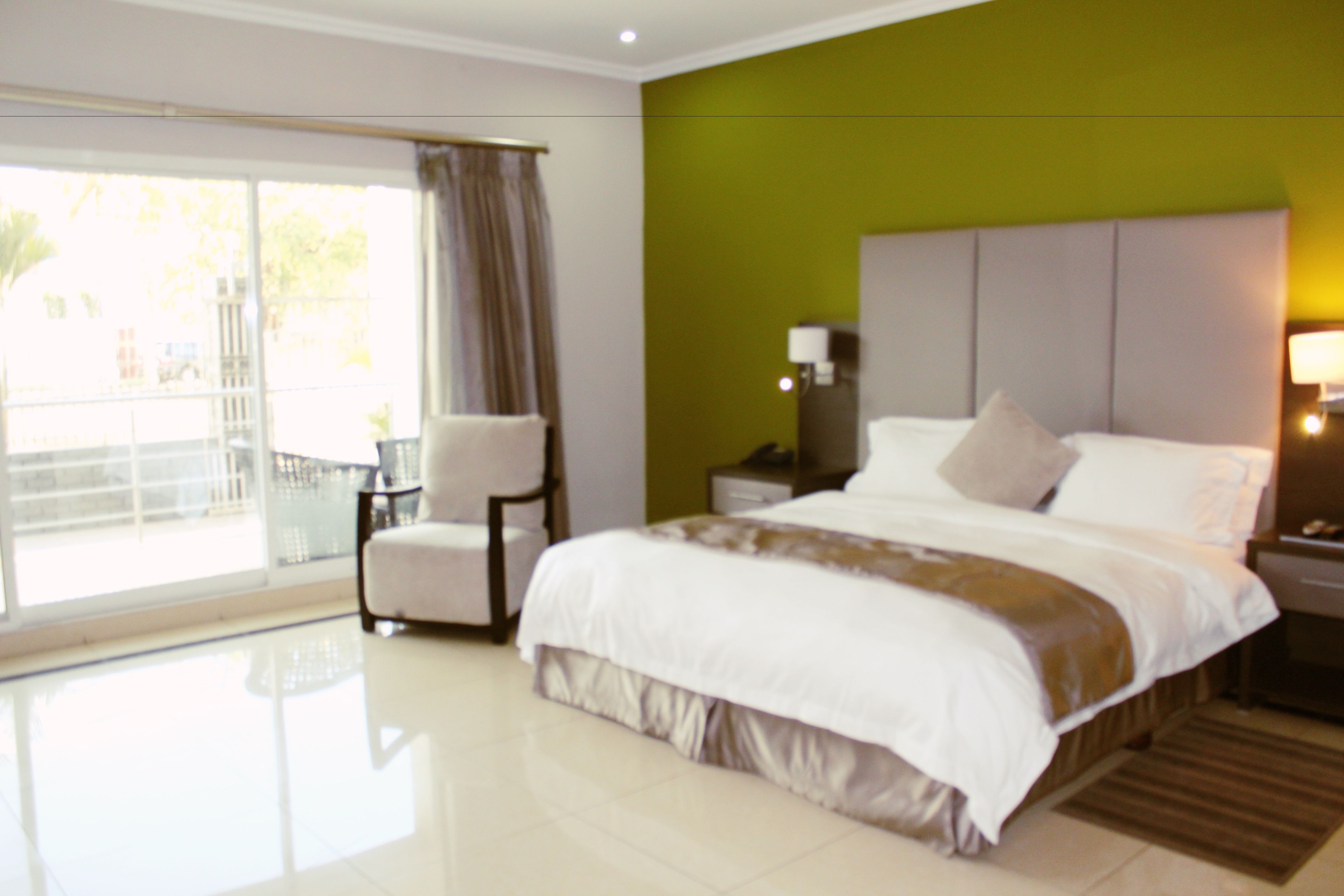 standard double room | in-room safe, desk, blackout curtains, free rollaway beds