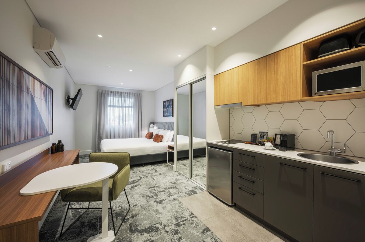 Studio | Minibar, in-room safe, desk, soundproofing