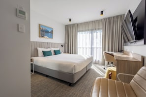 1 bedroom, premium bedding, pillow-top beds, in-room safe